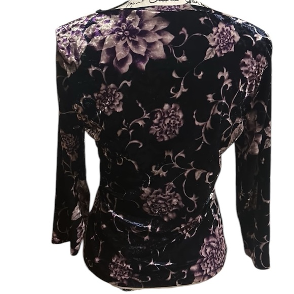 New York & Co Floral Purple Shirt - Picture 4 of 5